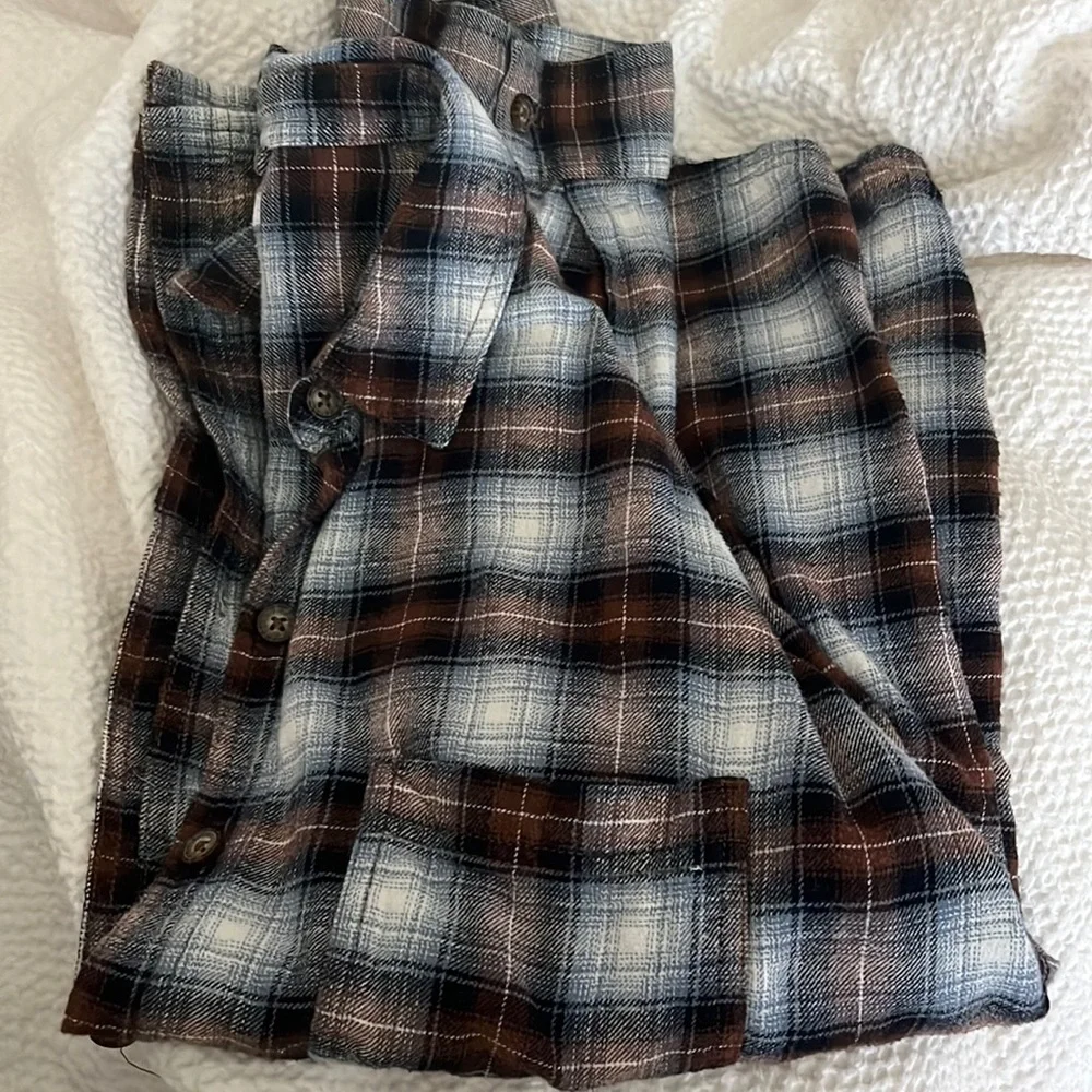 Garage flannel - Picture 1 of 2